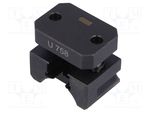 U758
